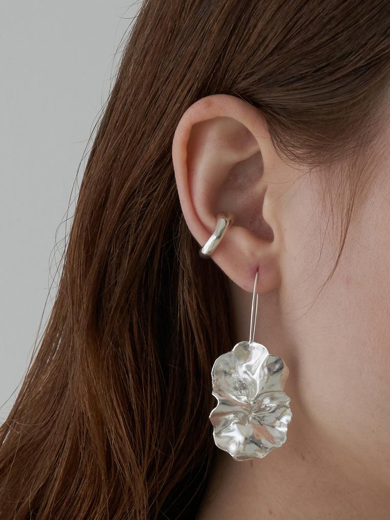 Still Instant Flower Dance - Ear Cuff 04