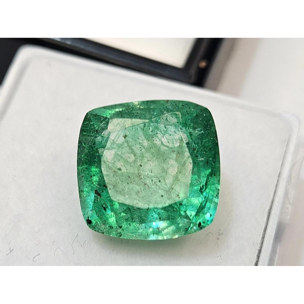 Fabulous Emerald Green Colombian 7 Ct Cushion Cut Certified Loose Gemstone