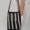 Premium Sense Hollow Large Capacity Bucket Bag Underarm Bag Women's New Fashion Versatile Commuter Woven Tote Bag