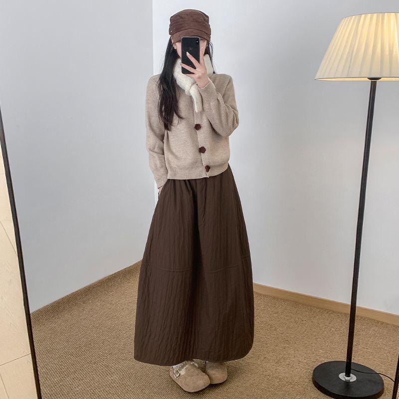 

Japanese 3D Flower Bud Quilted A-Line Skirt for Women - Autumn/Winter Collection M (90-110 jin) кавовий