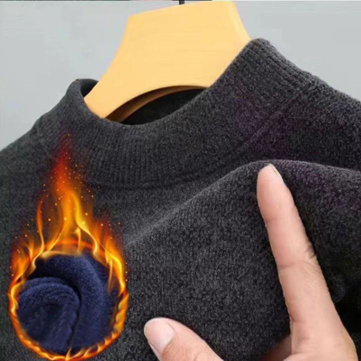 Chenille Velvet Thickened Sweater: Young Men's Autumn/Winter Round Neck Wool Top