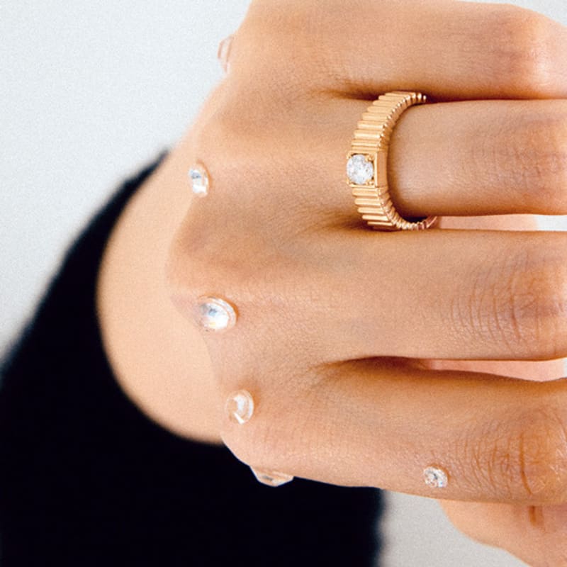 COLLECT SYNERGY vintage topaz band gold ring