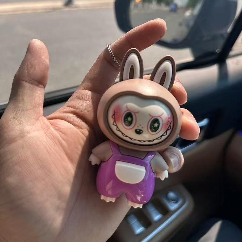 Labubu Nezha Face-Changing Plush Doll Keychain - Trendy Play Emoticon Pack, Hot-Selling Toy Pendant