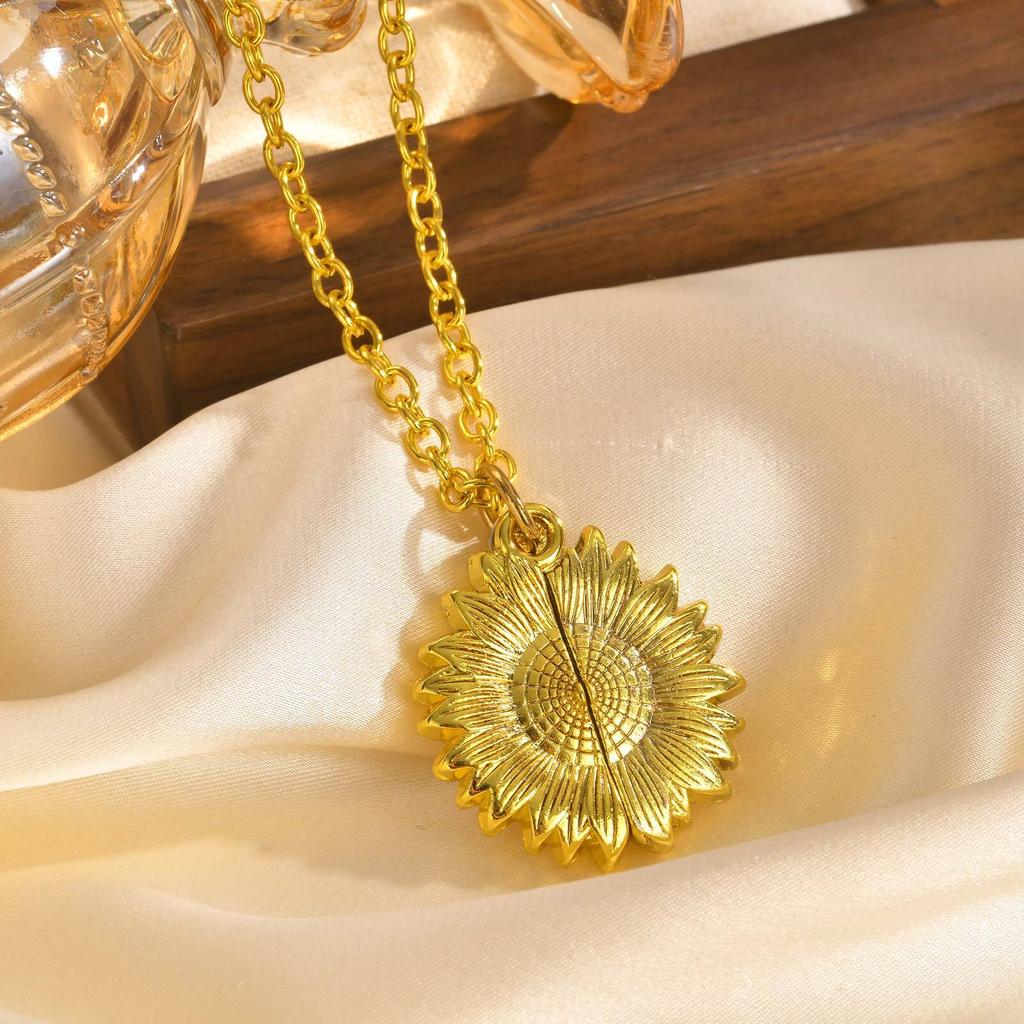 Free Personalized Photo Locket Necklaces For Women Man Chains You Are My Sunshine Engraved Girlfriend Couple Valentine Day Gift