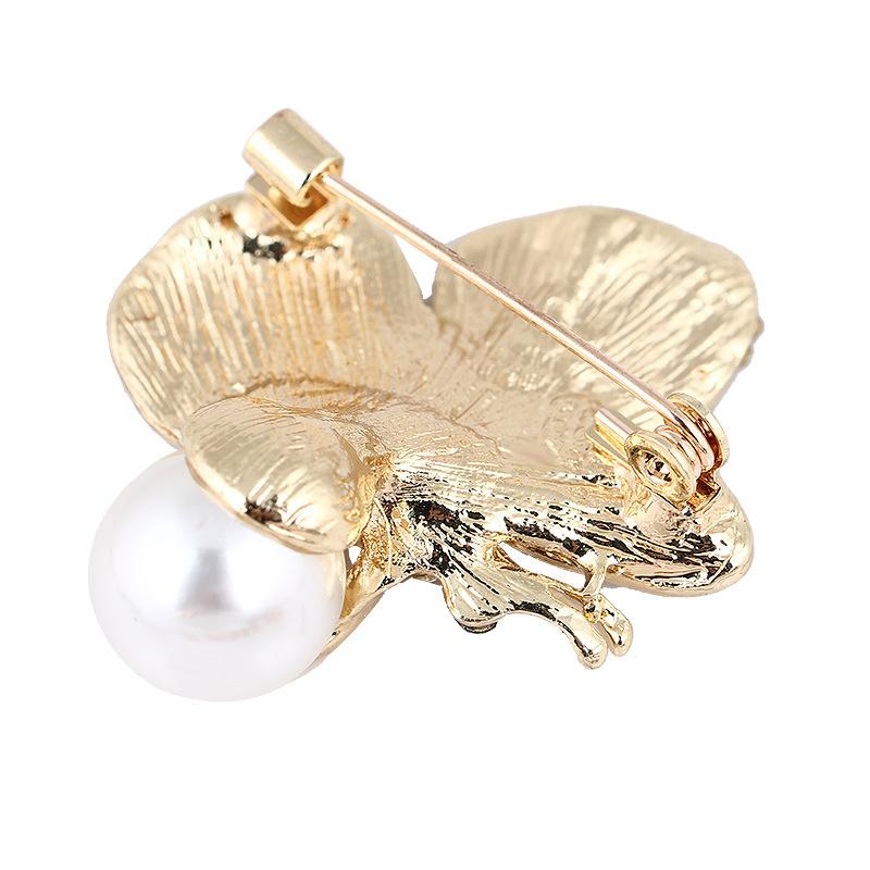 Butterfly Brooch Mini Brooch Jewelry Corsage Coat Pins Versatile Small Lapel Pins Shirt Collar Buttons Female Brooch Jewelry