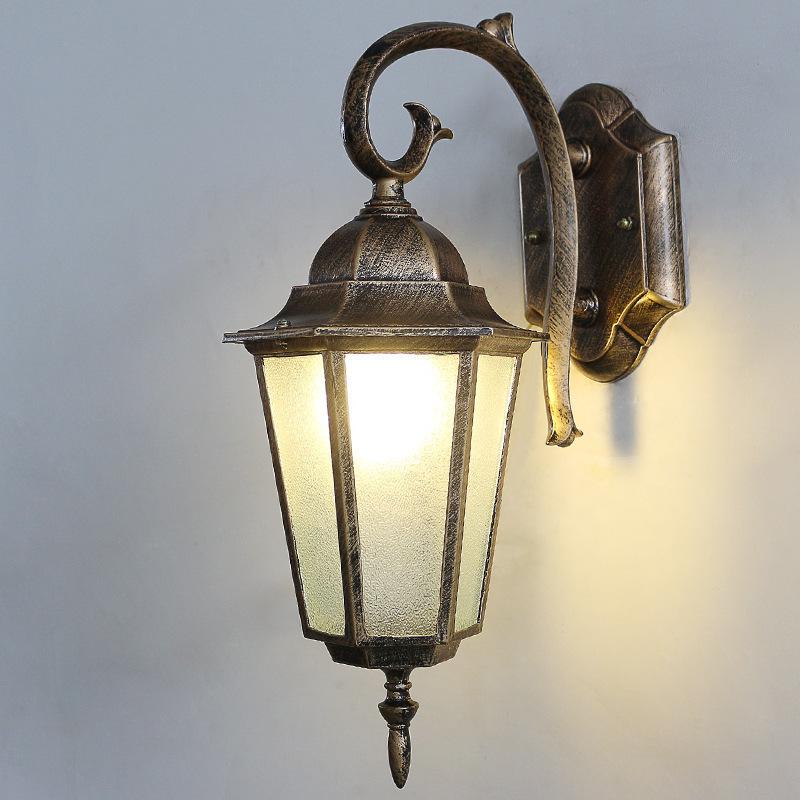 Retro Waterproof Outdoor Wall Light for Balconies, Courtyards, and Staircases - American/European Style
