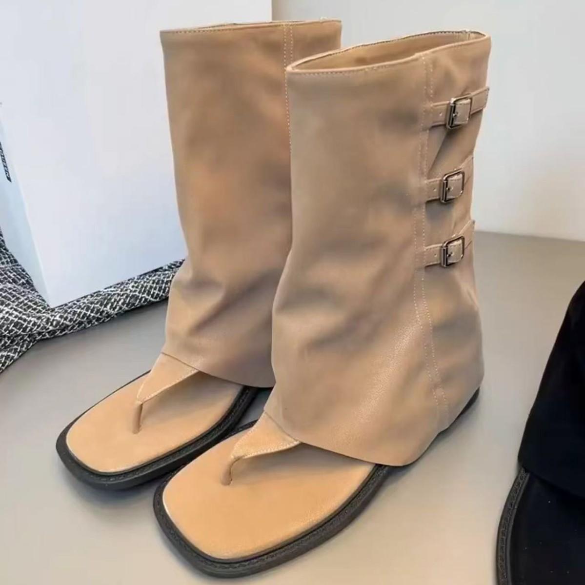 

Корейская версия ретро ботинок на толстой подошве с квадратным носком, крутые ботинки женские лето 2025, новые женские с металлической пряжкой вест 35