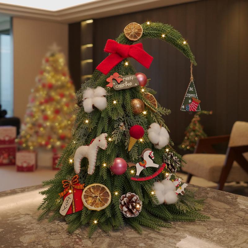 Pure PE Simulation Noble Fir Tree Desktop Ornament for High-End Restaurant and Hotel Christmas Decorations