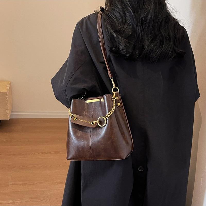 Bucket bag new women's bag summer leather shoulder bag large capacity fashion retro commuter messenger bag