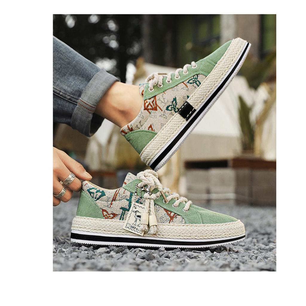 Men's Shoes, Fashion Breathable National Style Corduroy Casual Loafers One Foot Stirrup Men's Board Shoes Cloth Shoes