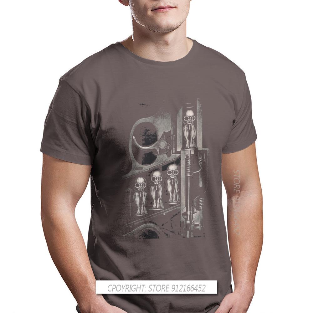 Giger Birth Machine Round Collar TShirt Goth 1980s Subculture Rock Romance 100% Cotton Original T Shirt Man's Tops New Design