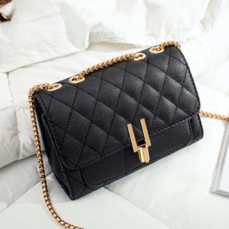 Women's Bag New Fashion Diamond Lock Small Square Bag Versatile Shoulder Messenger Chain Small Bag