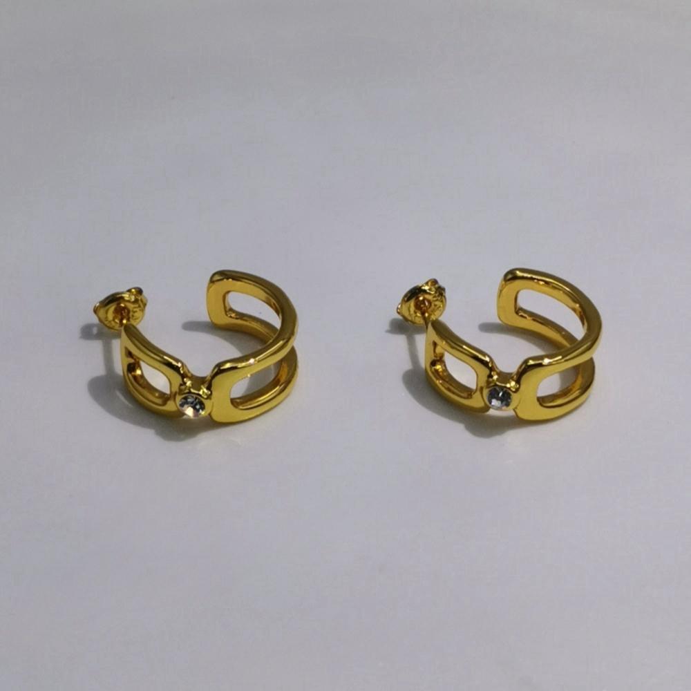 2026 New Hot Selling Fashionable Exquisite Luxury Hollow C-shaped Earrings, Suitable for Casual Fashion Matching