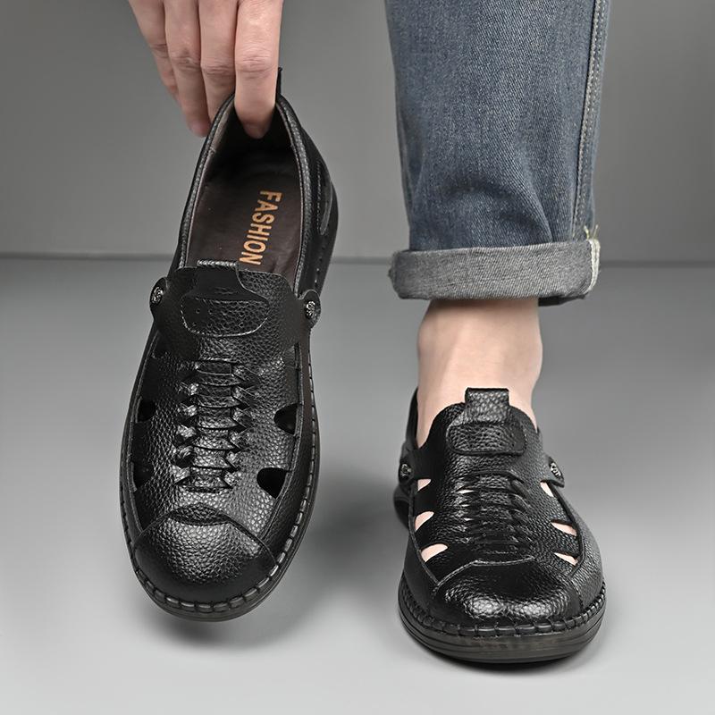 Sandalen Herren 2025 neue Herren Freizeitschuhe Strandschuhe hohle Lederschuhe Herrenmode atmungsaktiv Zehenkappe Lochschuhe