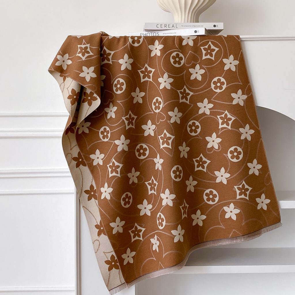 Big-Name Five-Pointed Star Imitation Cashmere Scarf Women'S Autumn And Winter College Style High-End Thickened Thermal Air Conditioner Shawl