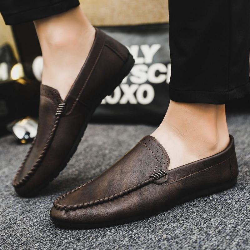 Soft Flat Leather Shoes for Men Round Toe Moccasin Black Loafers Man Casual Shoe Fashion 2025 Footwear Offer Designer Legitimate