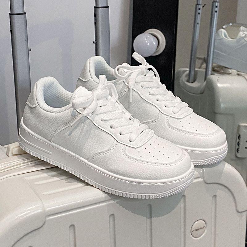 Neue lässige kleine weiße Sneaker Leicht Bequem Sportliche Board-Schuhe Modische einfarbige Tennissneaker für Damen