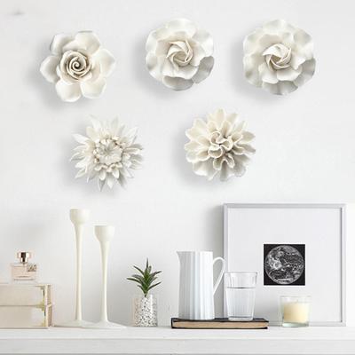 3D Ceramic Flower Wall Decor Ceramic Hanging Decor Unique Arts Sculpture White Artificial Flower for Bedroom Dining Home Hallway