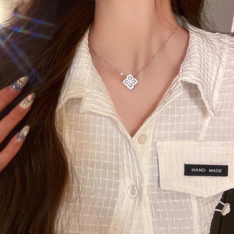 Four-leaf Clover Necklace Female Minimalist Niche Design Sense Lucky Full Diamond Flower Collarbone Chain