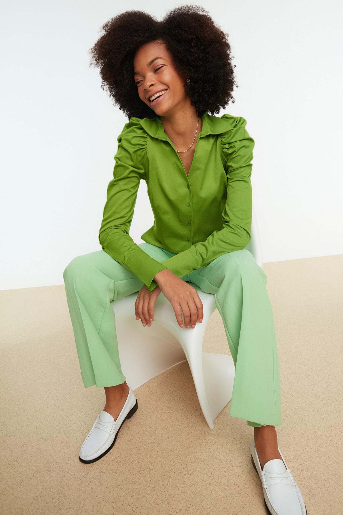 

Рубашка - Зеленая - Приталенная