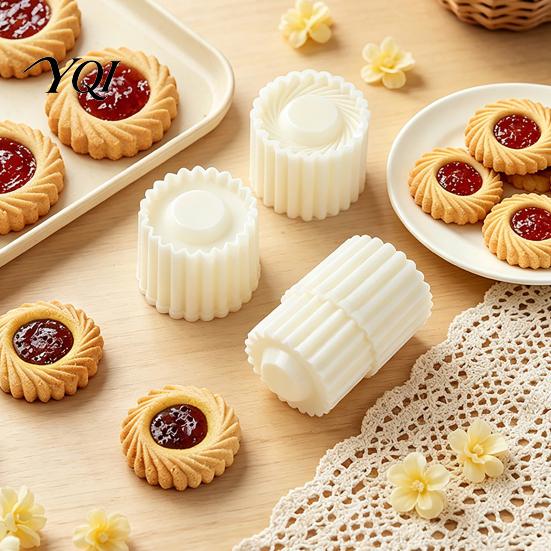 Home Baking Gadgets 2-in-1 Round Mooncake Mold, Double Ended Pastry Press with Scallop And Handheld Cookie Stamper Spiral Embossing for DIY