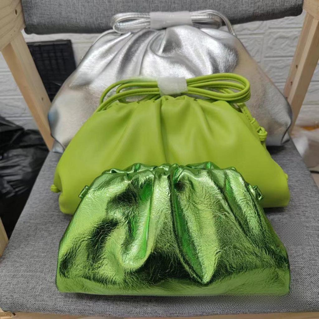 2022 Women's Pleated Cloud Shoulder Bag - Fashionable Dumpling Design for Autumn/Winter