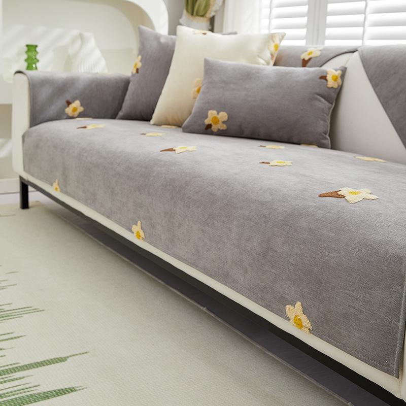 

Small Fresh And Light Luxury Sofa Cover Cushion Is Universal In All Seasons New Upgraded Non-Slip New Cover Cloth Sofa Cover 70*70cm