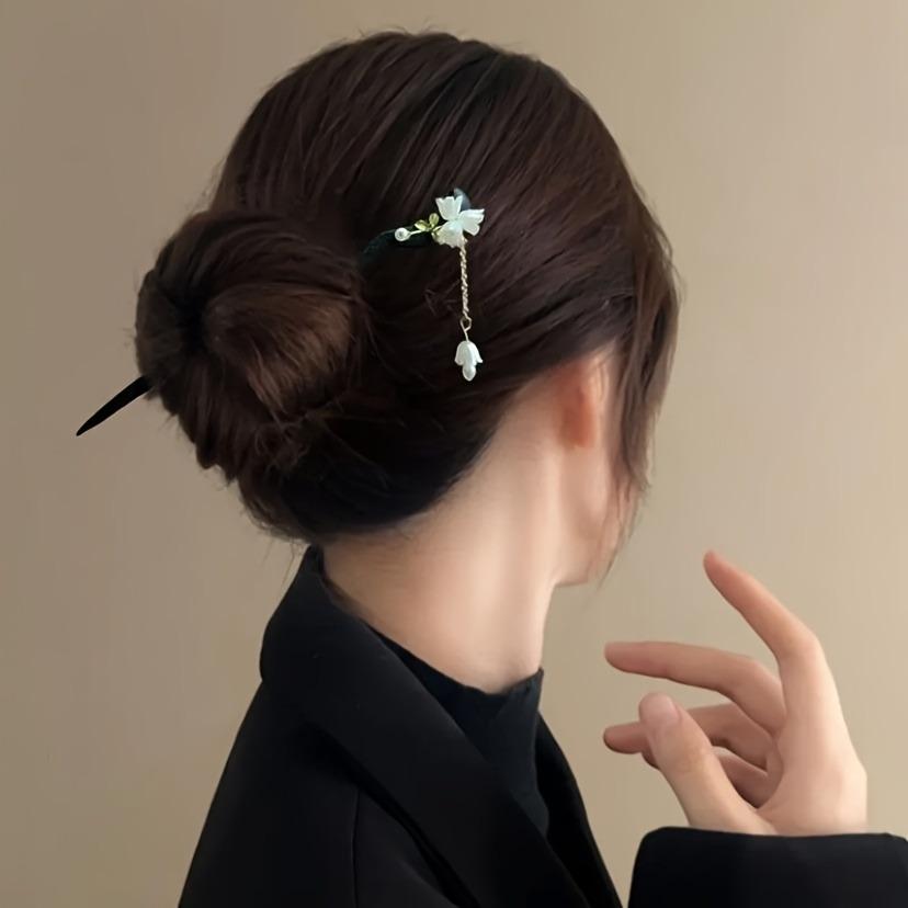 New Chinese Retro Style Elegant Bell Orchid Pendant Women's Wooden Hairpin Horse Face Skirt Hanfu Qipao Fashion Accessories