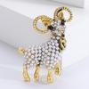 Cute Pearl Goat Animal Brooch 1Pcs Retro Style Lapel Pin for Women Sweater Accessory Perfect Party Gift for Friends