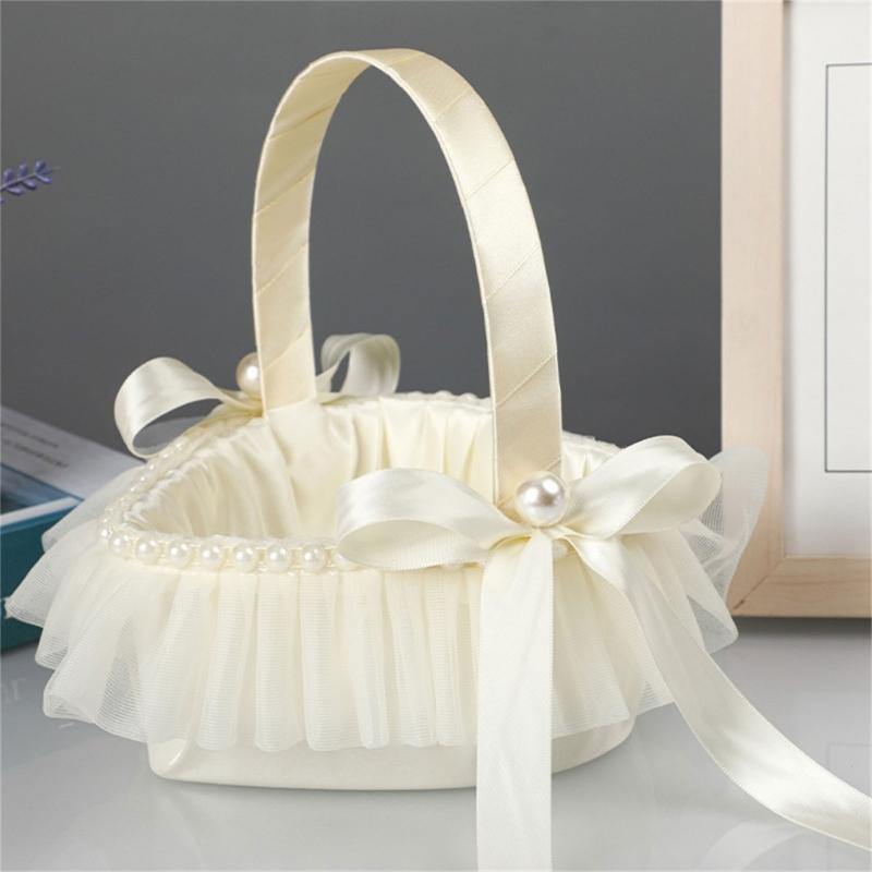 Wedding Basket Portable Western Wedding Decorative Flower Baskets with Lace Girl Heart Shaped Storage Basket Anniversary