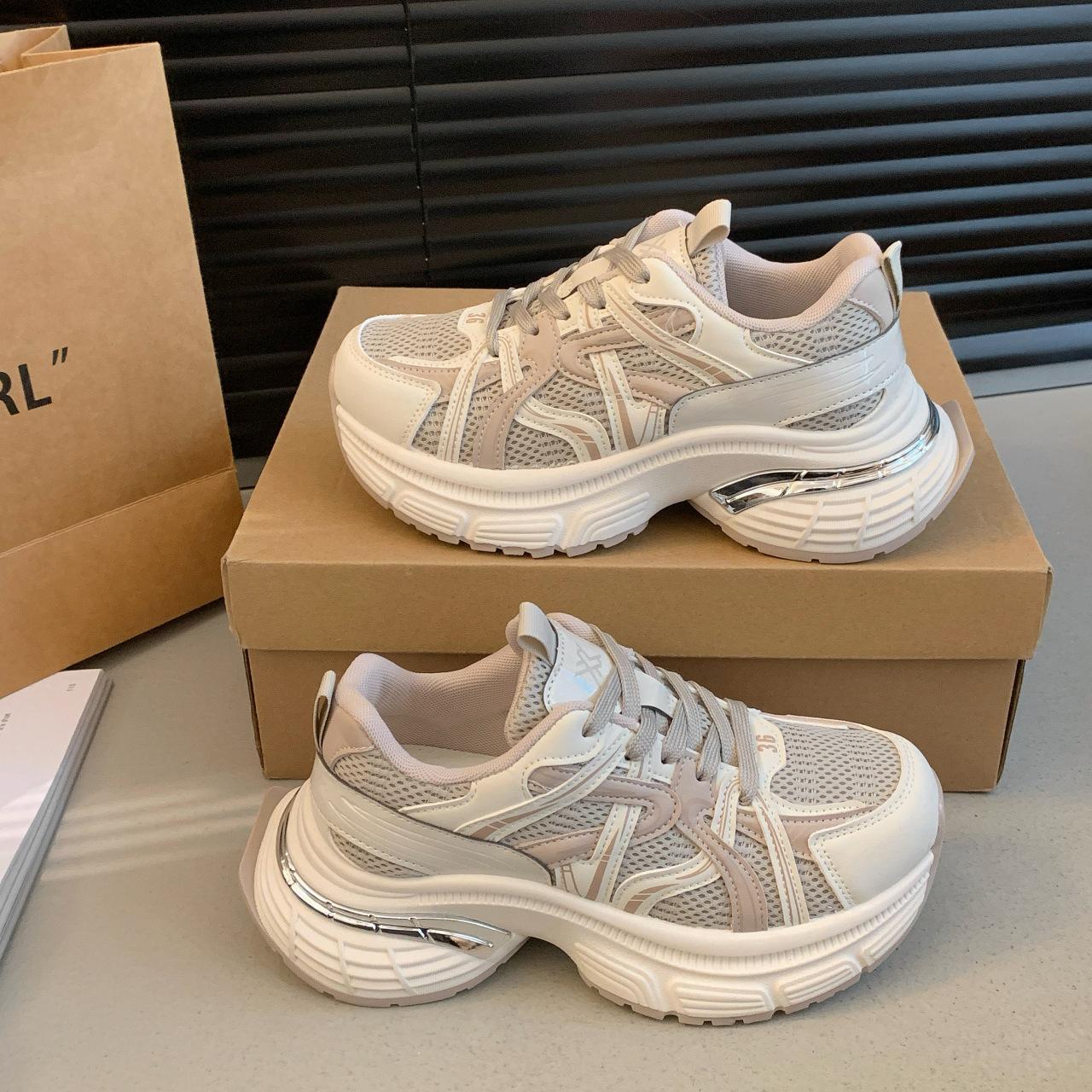 

Весной 2025 года новые повседневные туфли на платформе ins super fire — это универсальные, модные, подчеркивающие и подчеркивающие ноги туфли для маленьких пап, 40 розовый