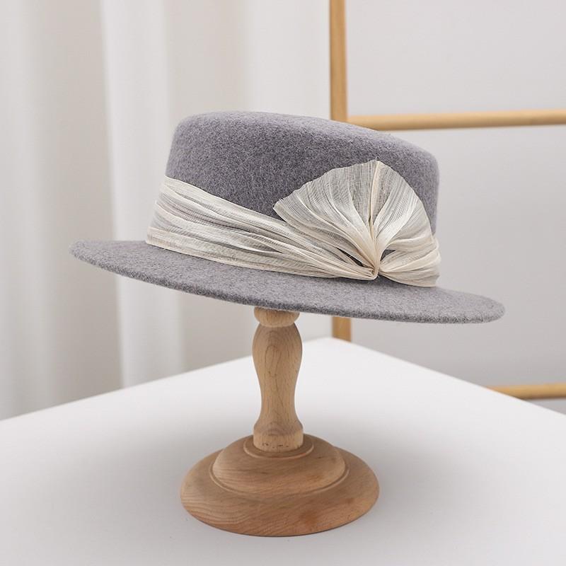 Womens Wool Flat Top Hat Winter Warm Short Brim Fedora Vintage British Style Elegant Silk-Linen Trimmed Cap