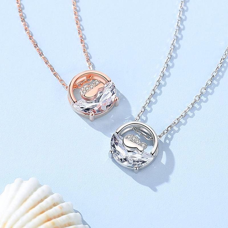 Le reste de votre vie a votre collier, sens du design de niche féminin, luxe léger, chaîne clavicule petit poisson diamant scintillant, cadeau de Saint-Valentin.