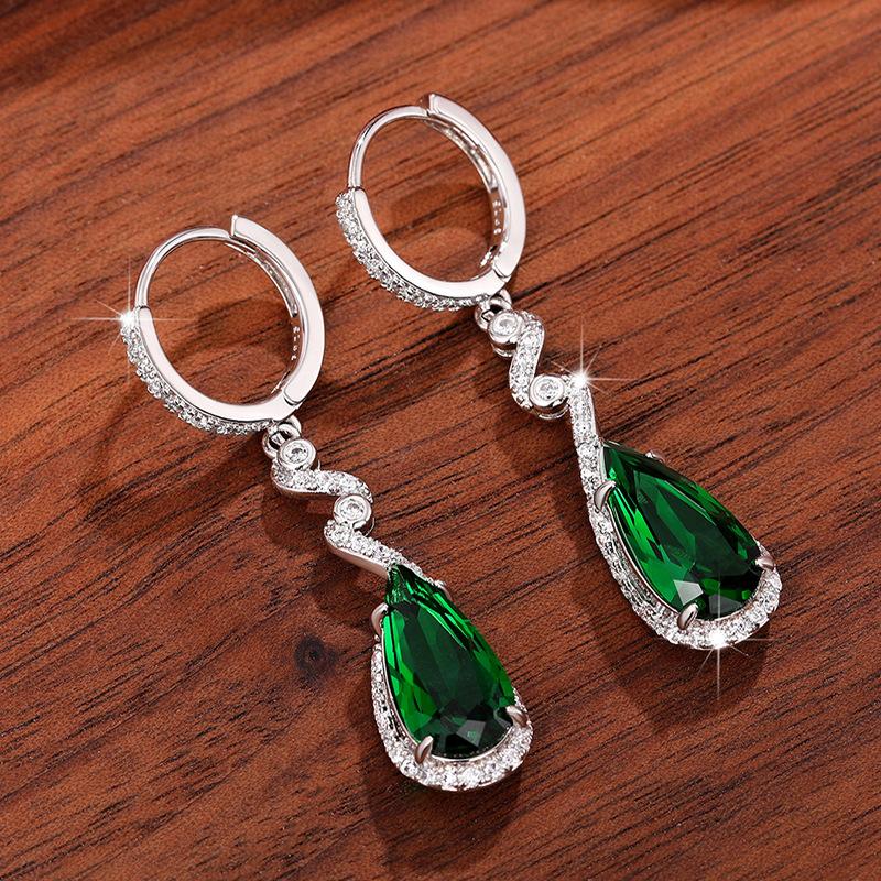 Emerald Long Ear Buckle, Twist Design Water Drop Zircon Inlay, Exquisite Banquet Earrings