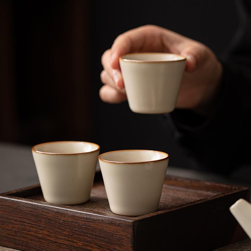 High-grade Ru Kiln Tea Cup Master Cup Iron Tire Kung Fu Tea Ceramic Personal Special Hat Cup Can Be Raised