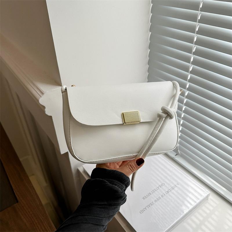 New Fashionable and Fashionable Locks Fresh Solid Color Trendy Texture One-shoulder Armpit Small Square Women's Bag