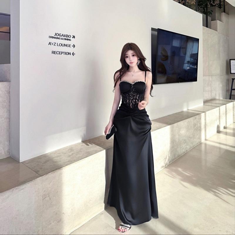 Elegant Satin Spaghetti Strap Evening Gown