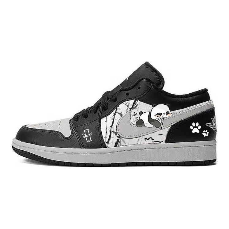Jordan Air Jordan 1 Slip Resistant Abrasion Resistant Low Top Vintage Basketball Shoes Unisex Black White 553558-043(Team181-)