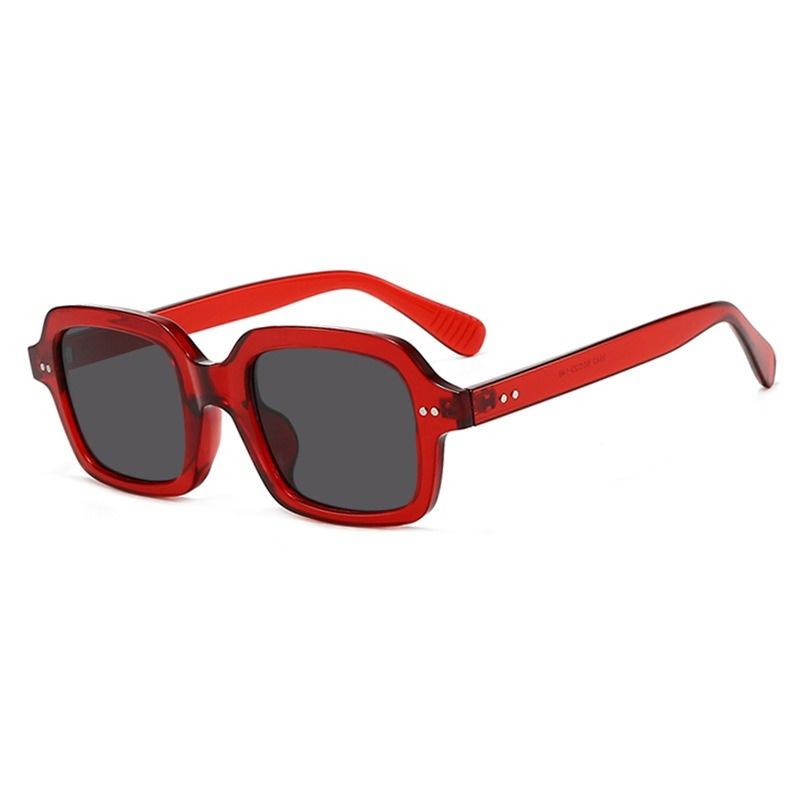 Vintage Punk Rivets Square Sunglasses Women Brand Designer Oversized Retro Black Sun Glasses Shades Men Goggle Oculos De Sol