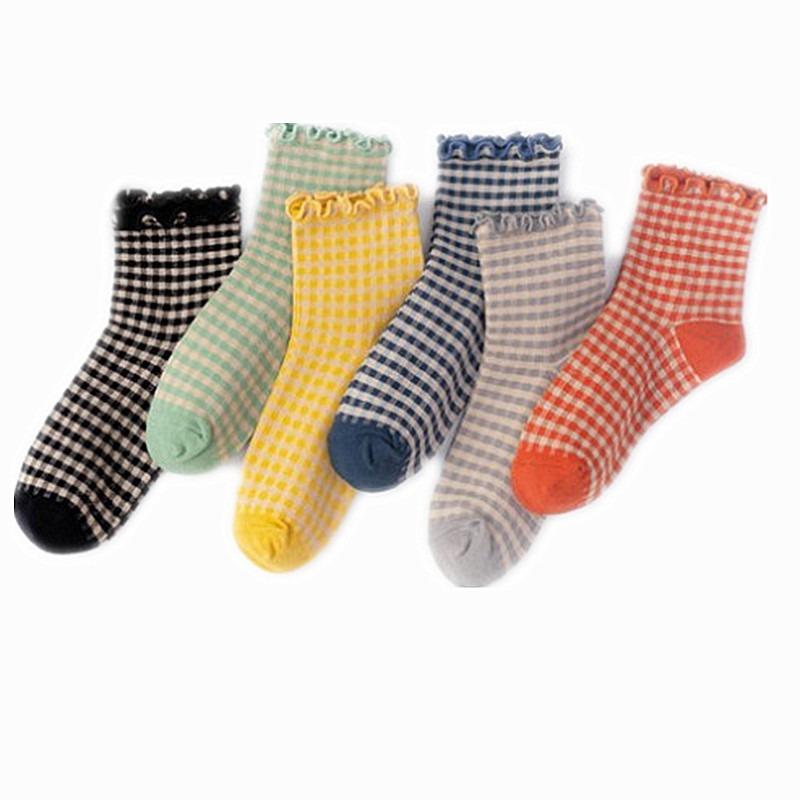 Female Spring and Autumn Vintage Square Checked Fungus Lace Lovely College Wind Tube Cotton Socks