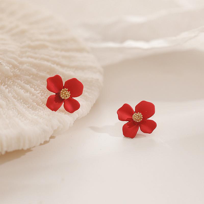 Red Petals Temperament Cute Small Flower Stud Earrings Female