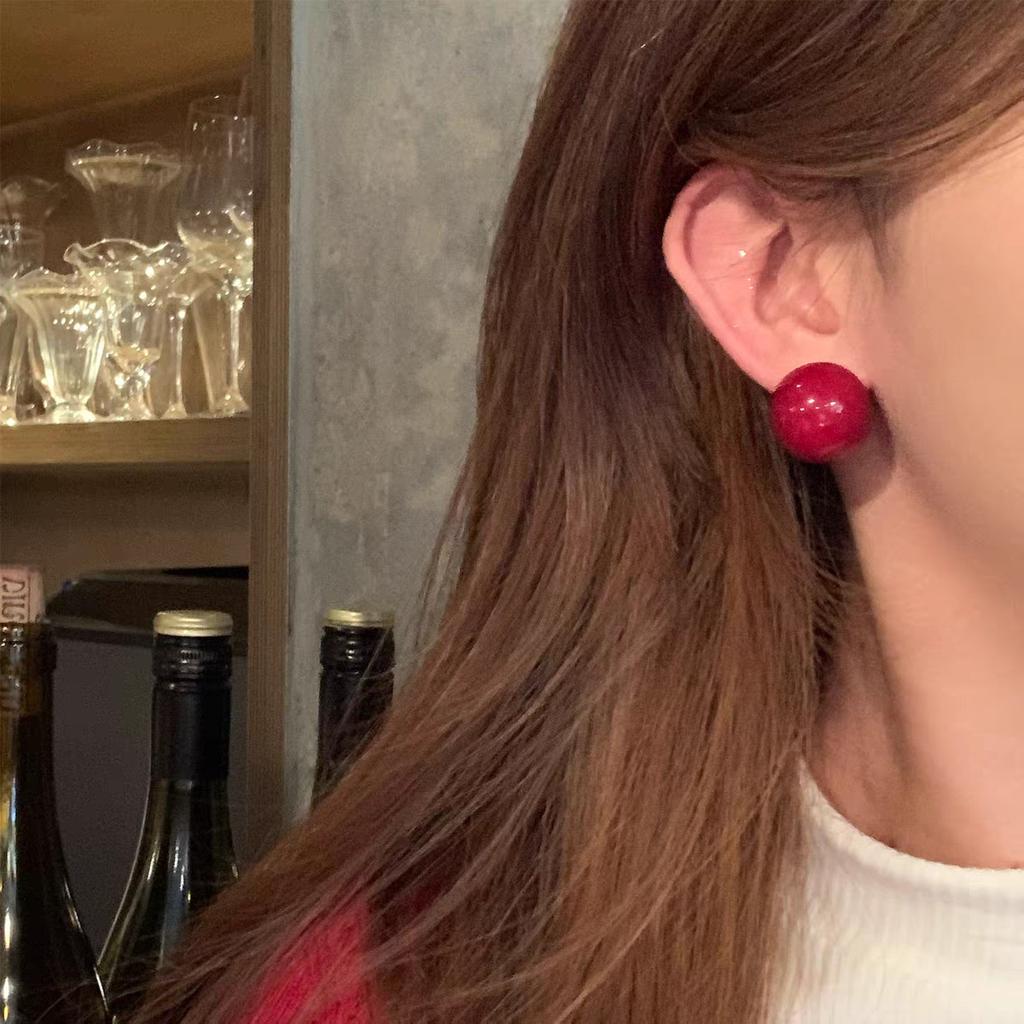 New Limited Earrings, Wine Stains, Cherry Red Pearl Stud Earrings, Women'S Light Luxury High-End Sense, Unique, Beautiful And Beautiful Earrings