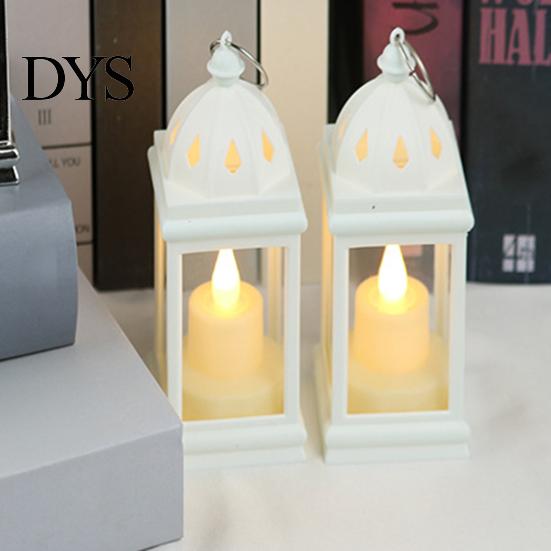 Christmas Tree Decorative Wind Lamp with Handle Watertight Illumination Santa Garden House Print Xmas Style Candelabra Light Home Decor Party