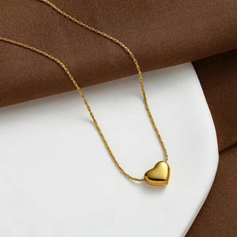 Accessories Love Necklace Women's Versatile Clavicle Chain Fashion Peach Heart Pendant Necklace