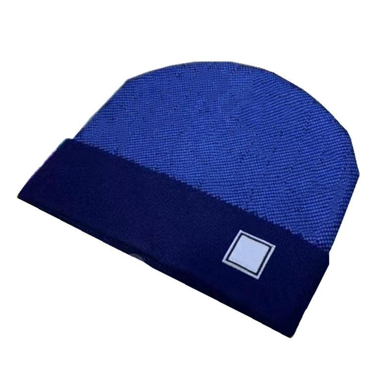 Designer Beanie Knit Hat With Thermal Fabric For Men And Women Winter Comfort