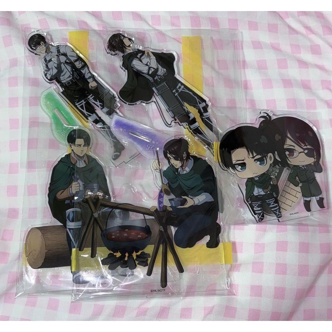 Used Attack on Titan Levi Hange Acrylic Stand Axta