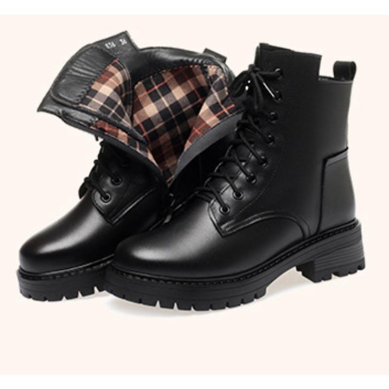 

Thick Soled Boots Female Winter Large Size 43 Non-slip Women s Wool Snow Boots Genuine Leather Warm Women Ankle Boots 35