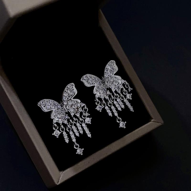 Diamond Butterfly Tassel Earrings: Luxe, Non-fading Ear Jewelry for Women with Elegant Design and Fairy-like Charm.