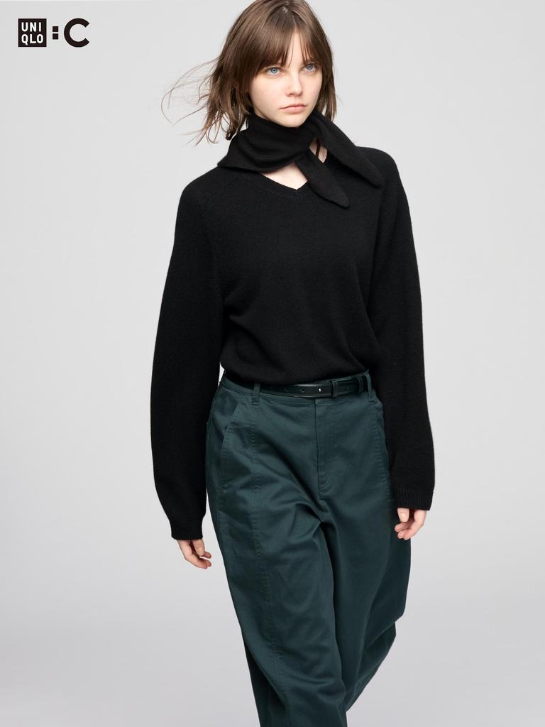 Uniqlo Cashmere Relaxed V Neck Sweater With Scarf