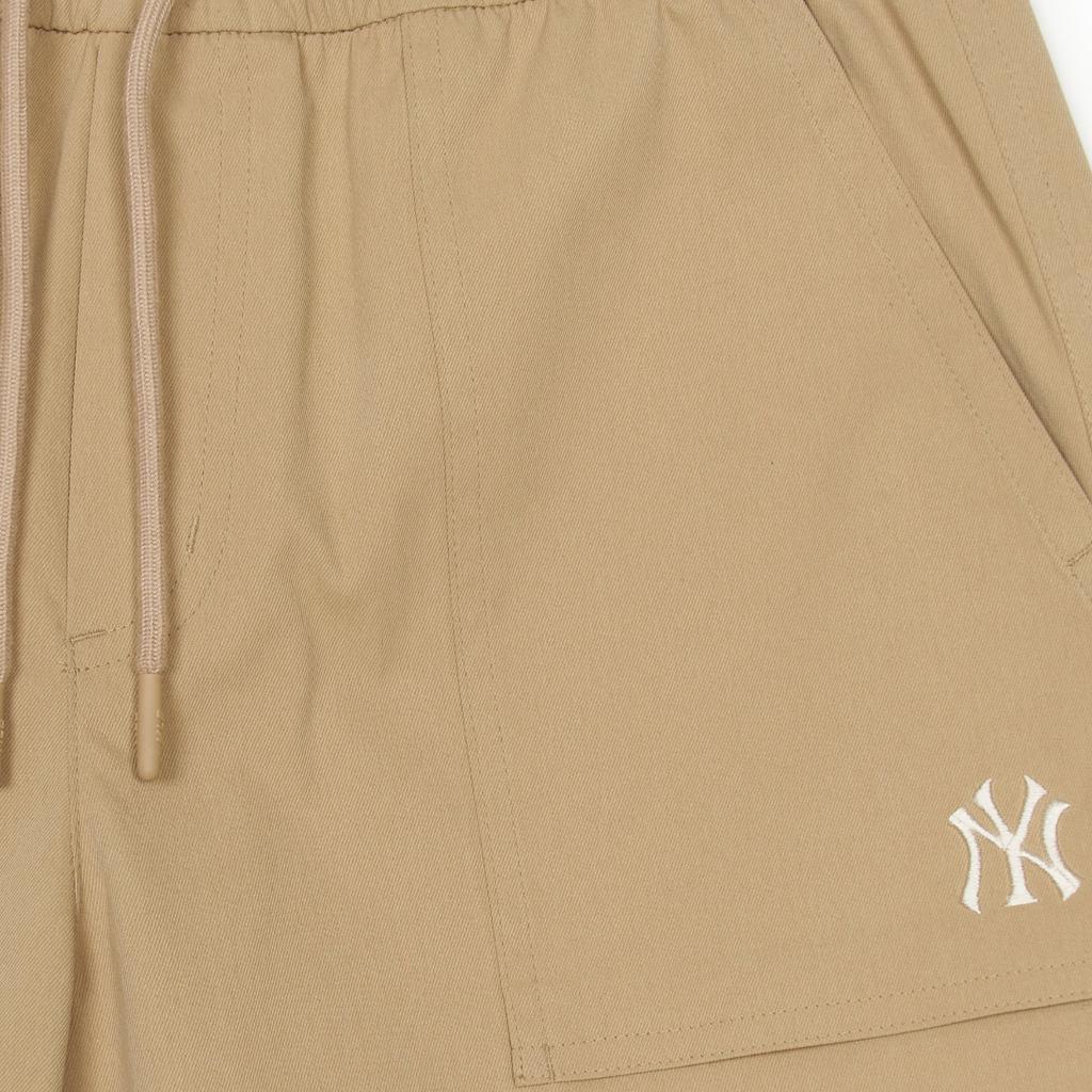 New MLB Basic New York Yankees Casual Shorts Unisex Beige Yellow 3ASMB0253-50BGS